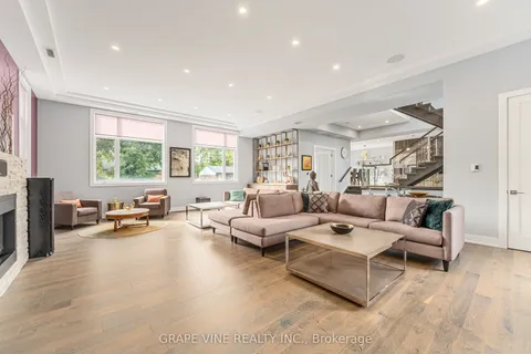 315 Crestview Road, ON K1H 5G4