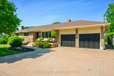 7 Kamla Drive, ON L2M 3J9