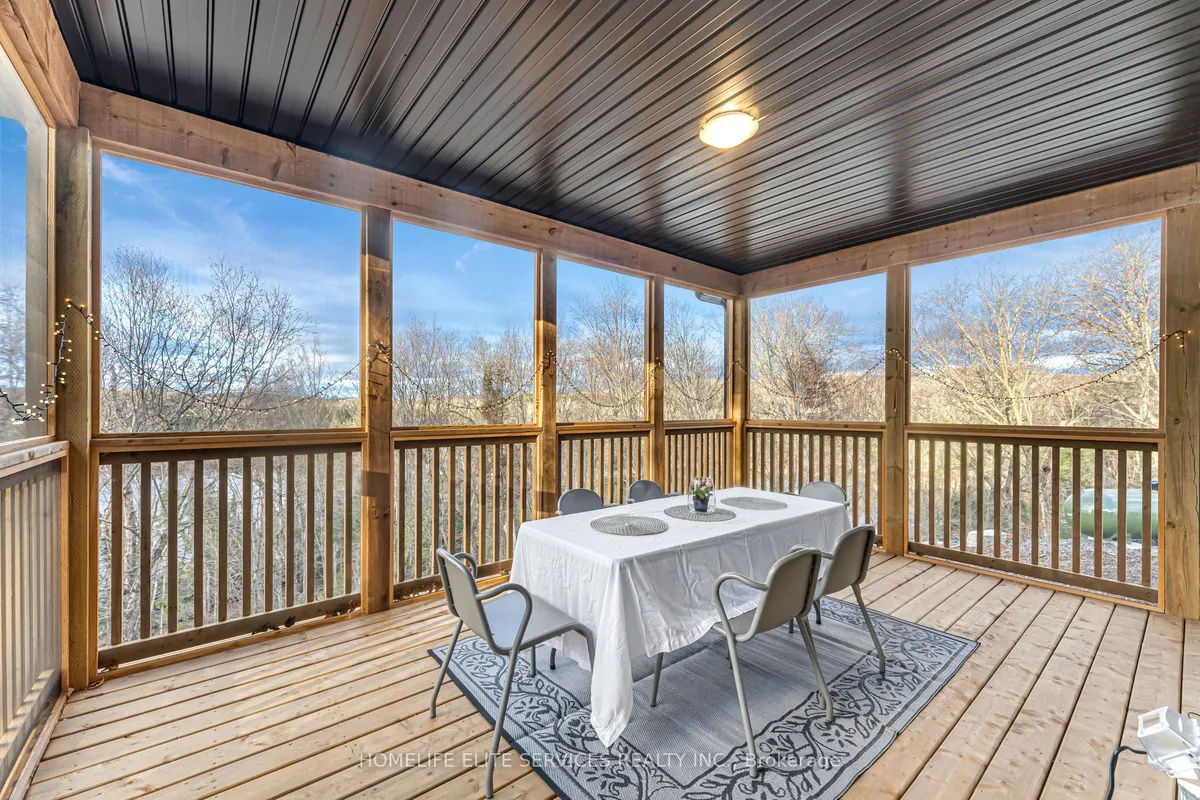 1008 Napier Court, ON P1H 0K1