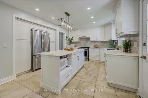 5180 SOUTHGATE Avenue, ON L2E 7G5