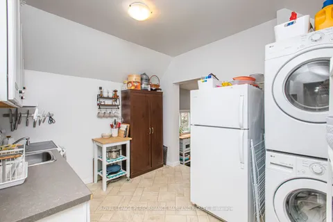 88 Aylmer Avenue, ON K1S 2X5