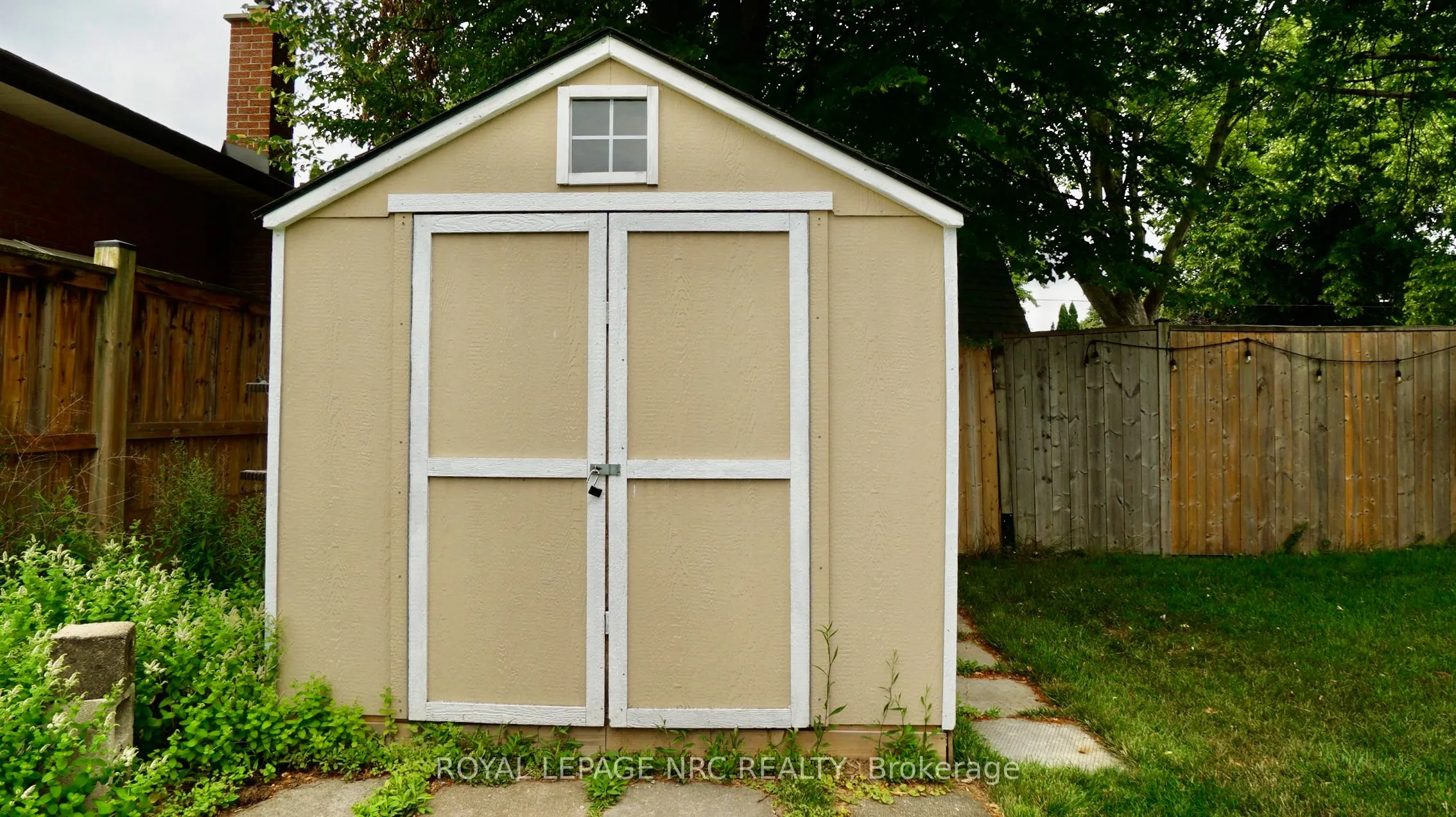 6967 Dell Avenue, ON L2G 4W1