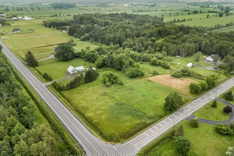 PT LT 1 CON 6 Road, ON K4K 1K7