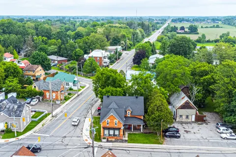 6607-6613 Fourth Line Road, ON K0A 2T0