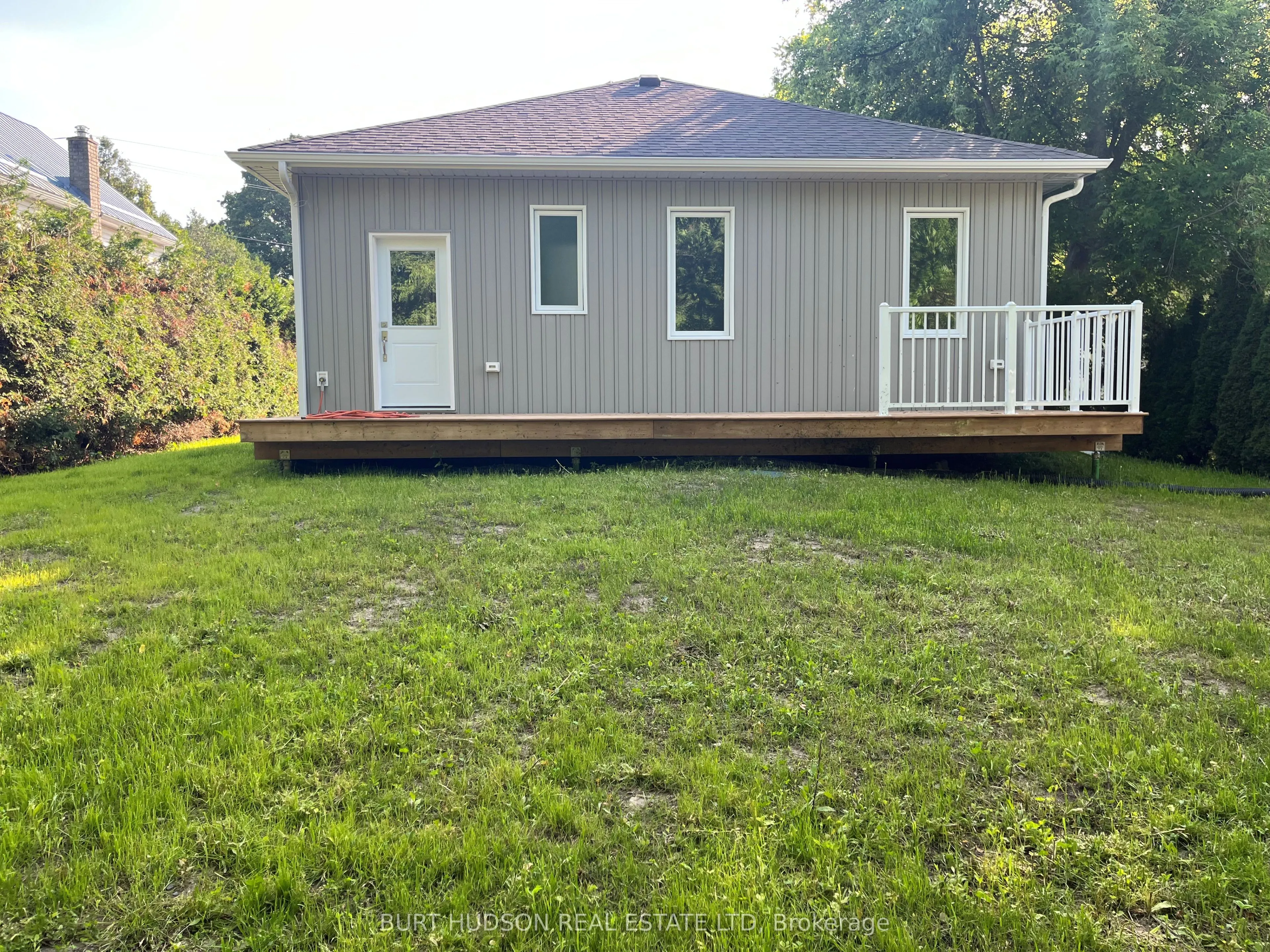 13 Victoria Street, ON K0E 1B0