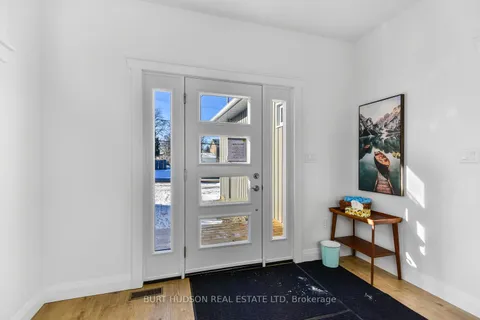 13 Victoria Street, ON K0E 1B0