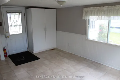 8 STEWART Street, ON N7G 3K8