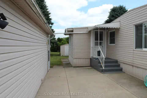 8 STEWART Street, ON N7G 3K8