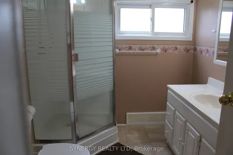 8 STEWART Street, ON N7G 3K8