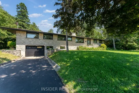 1802 Sydenham Road, ON K7L 4V4
