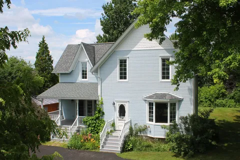 11719 Lakeshore Drive, ON K0C 1X0