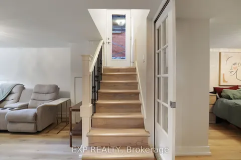 22 Delaware Avenue, ON K2P 0Z3