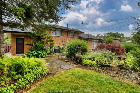 20 Westdale Drive, ON L3C 2S2