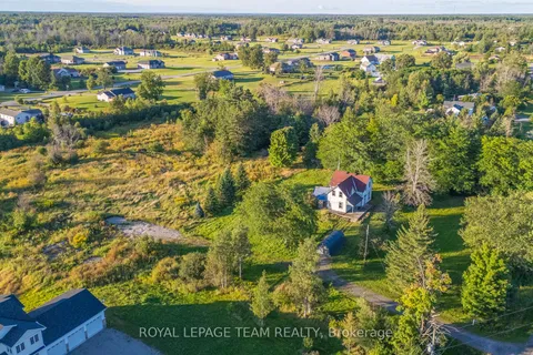 1102 Perth Road, ON K7A 4S7