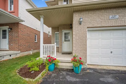 227 Buttercup Court, ON N2V 2W8