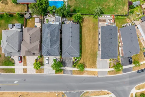 113 CHANDLER Crescent, ON K9J 0C3
