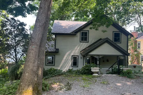 105 Fraser Lane, ON K6V 7E2