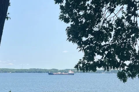 105 Fraser Lane, ON K6V 7E2