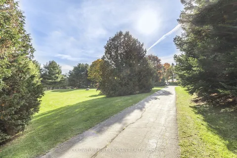 20 Mountainview Road, ON L9V 3H5