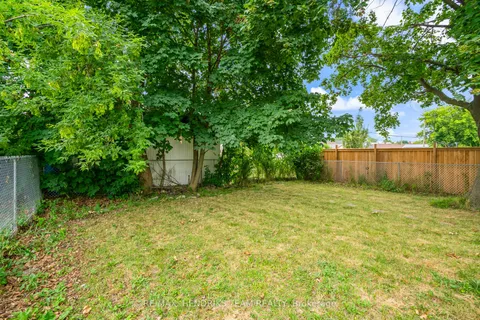 20 Eastbourne Avenue, ON L2M 5K4