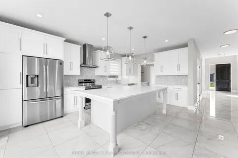 103 Beech Boulevard, ON N4G 5S1