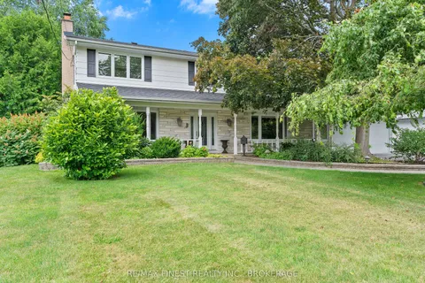 1021 Sydenham Road, ON K7M 3L8