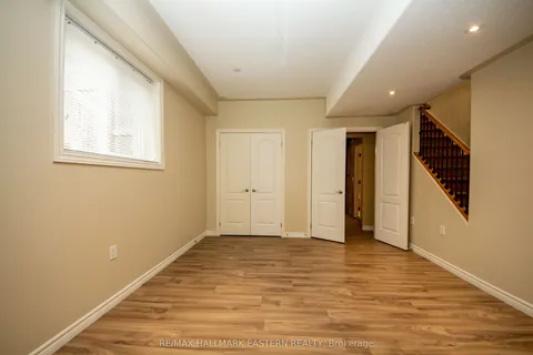 1568 Ireland Drive, ON K9K 2T2