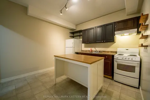 1568 Ireland Drive, ON K9K 2T2