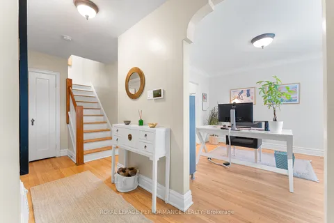 240 Daniel Avenue, ON K1Y 0C8