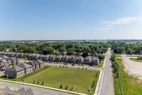 269 dingman Street, ON N0G 1A0