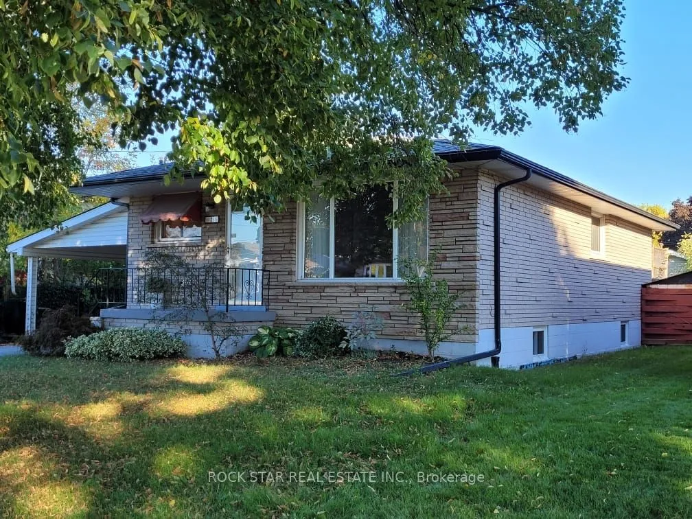 25 Greeningdon Drive, ON L9A 3A8