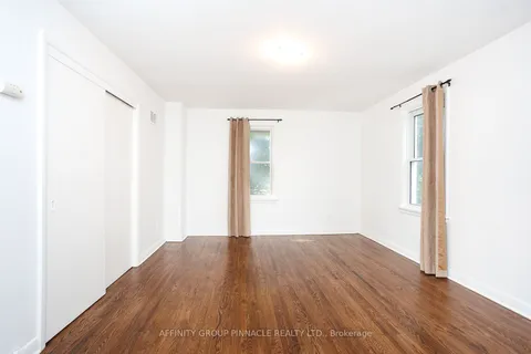 22 Sunset Court, ON K9V 2S1