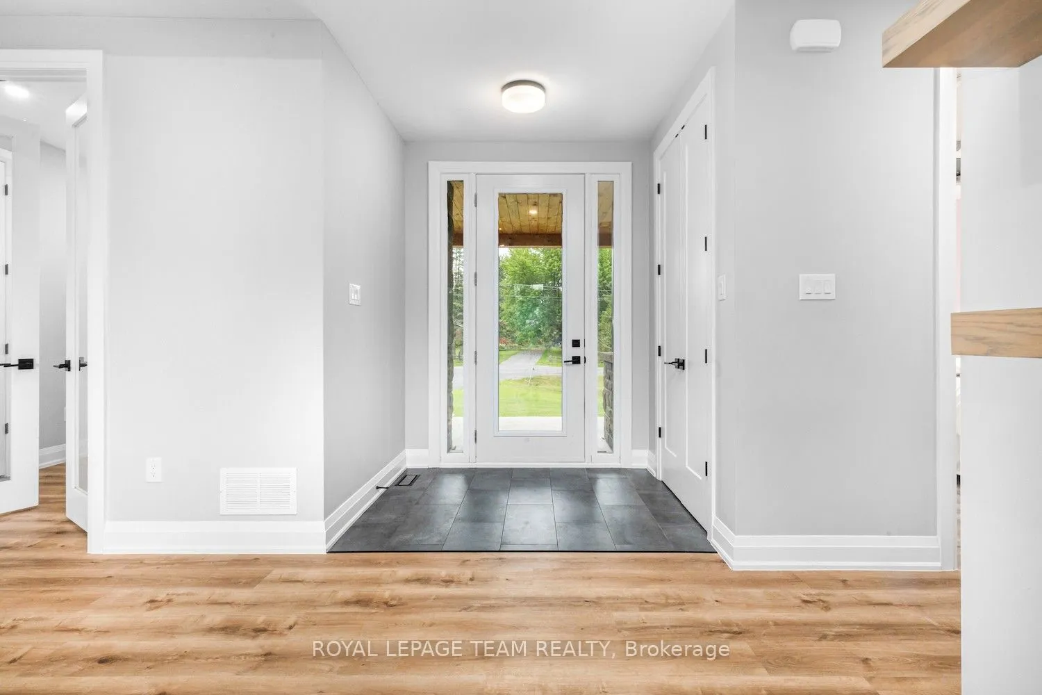 3783 Woodkilton Road, ON K0A 3M0