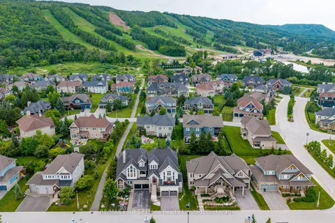 106 Venture Boulevard, ON L9Y 0B6