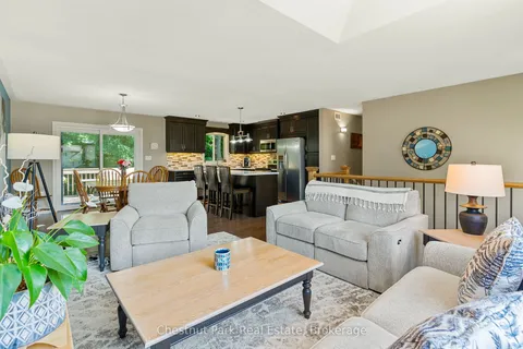 207 2nd Street, ON N4K 0A6