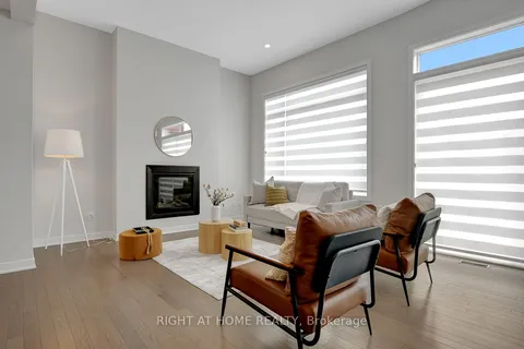 88 Esban Drive, ON K1X 0H3