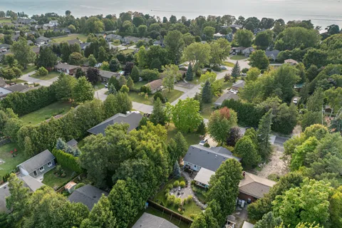 10 Hamilton Street, ON N0M 1G0