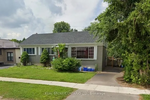 887 Philip Street, ON K9H 6E4