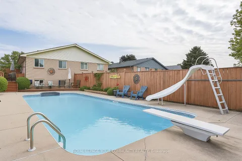 69 Branlyn Crescent, ON N3P 2A1