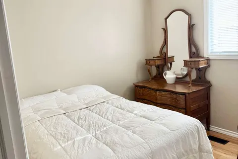 69 Branlyn Crescent, ON N3P 2A1