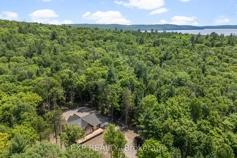 747 Lakewoods Drive, ON K0J 1B0