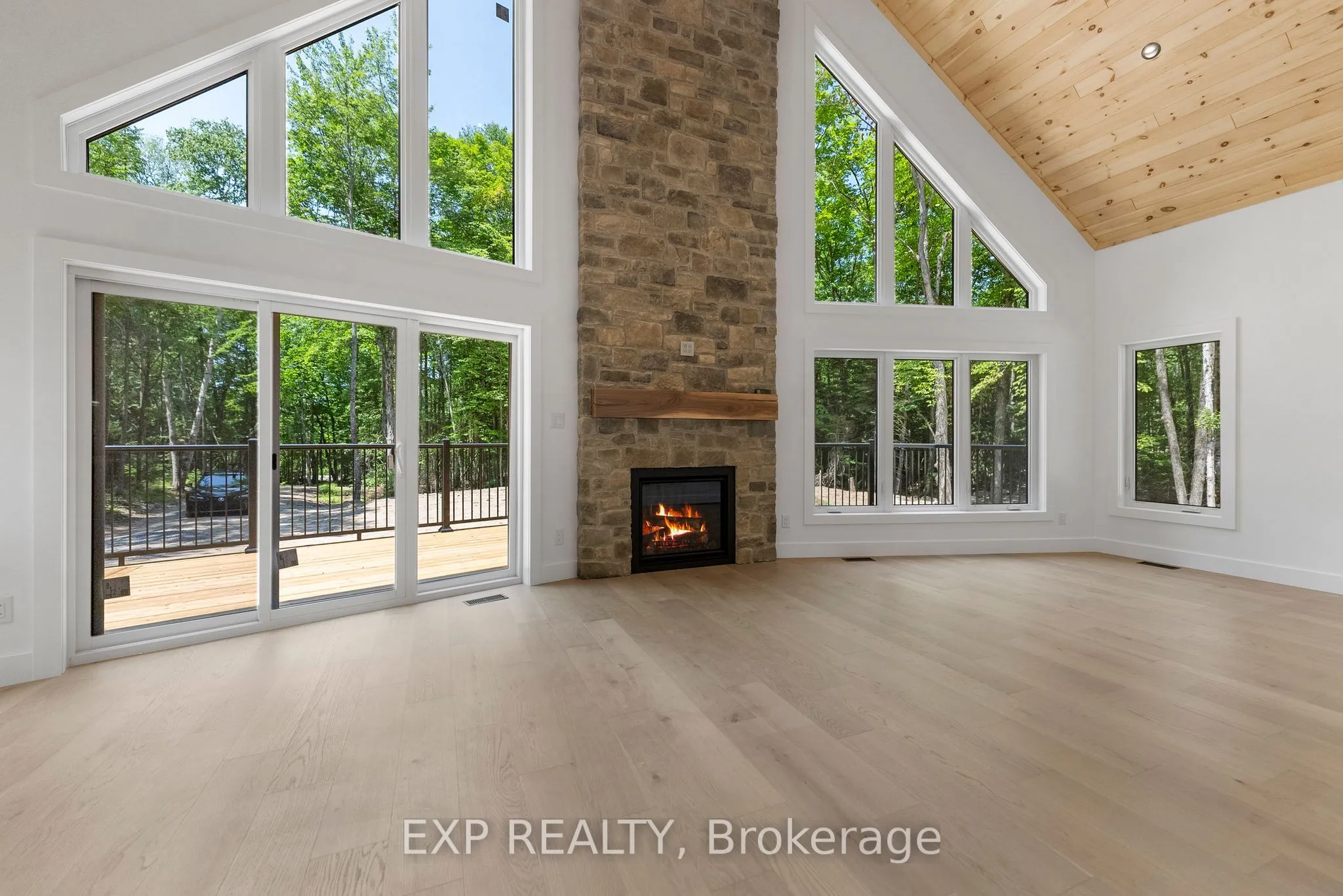 743 Lakewoods Drive, ON K0J 1B0