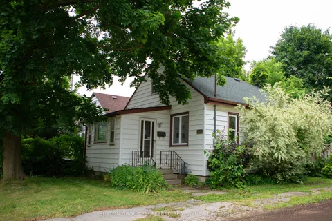 136 Boullee Street, ON N5Y 1T7