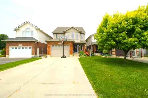 4 Langrell Avenue, ON N4G 5X8