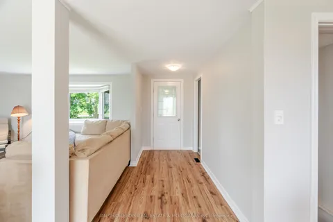 5616 Akins Road, ON K2S 1B8
