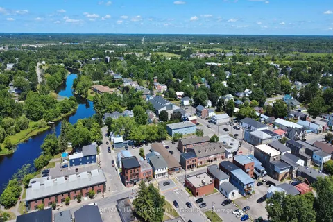 126-128 Prescott Street, ON K0G 1J0