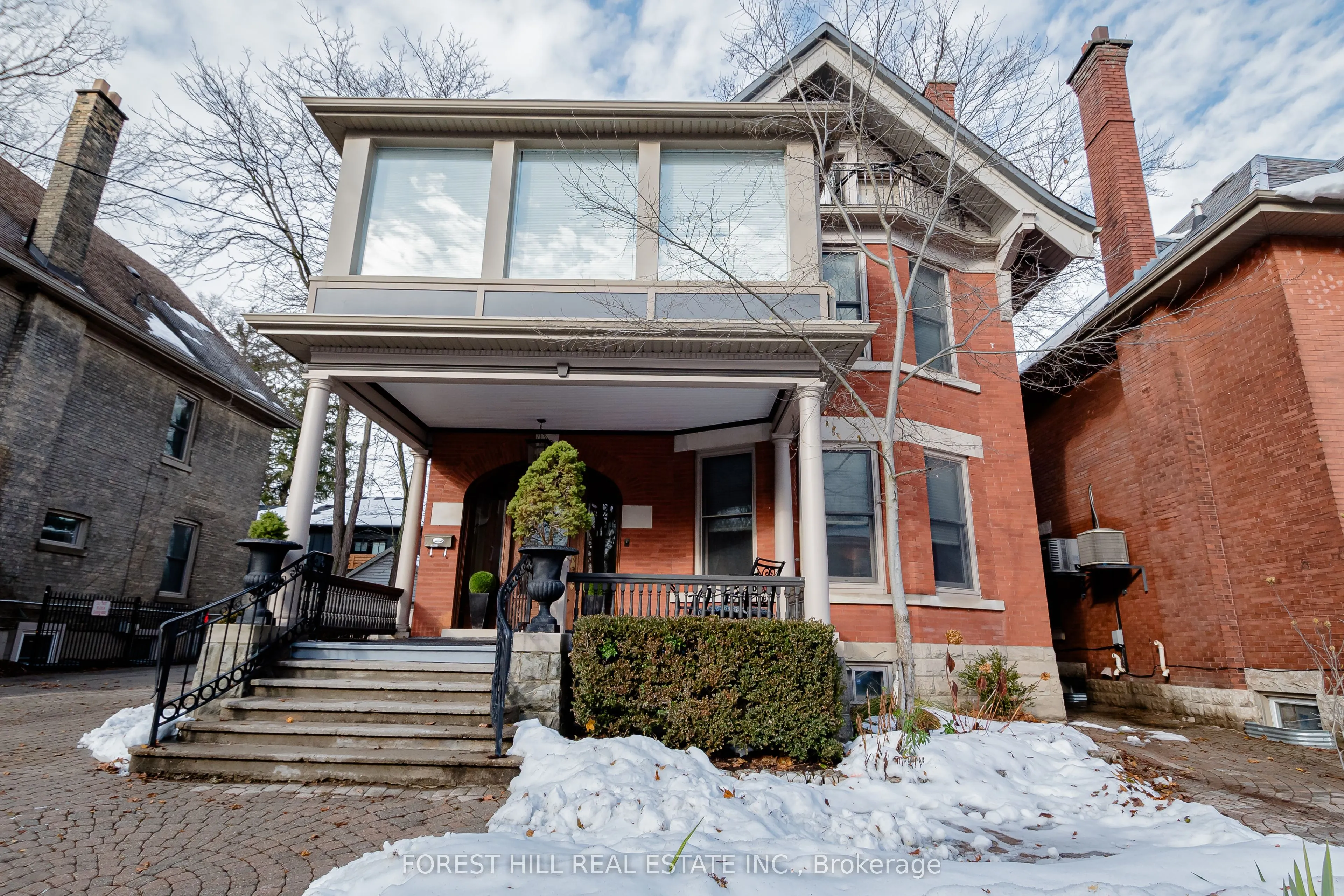 98 Central Avenue, ON N6A 1M4
