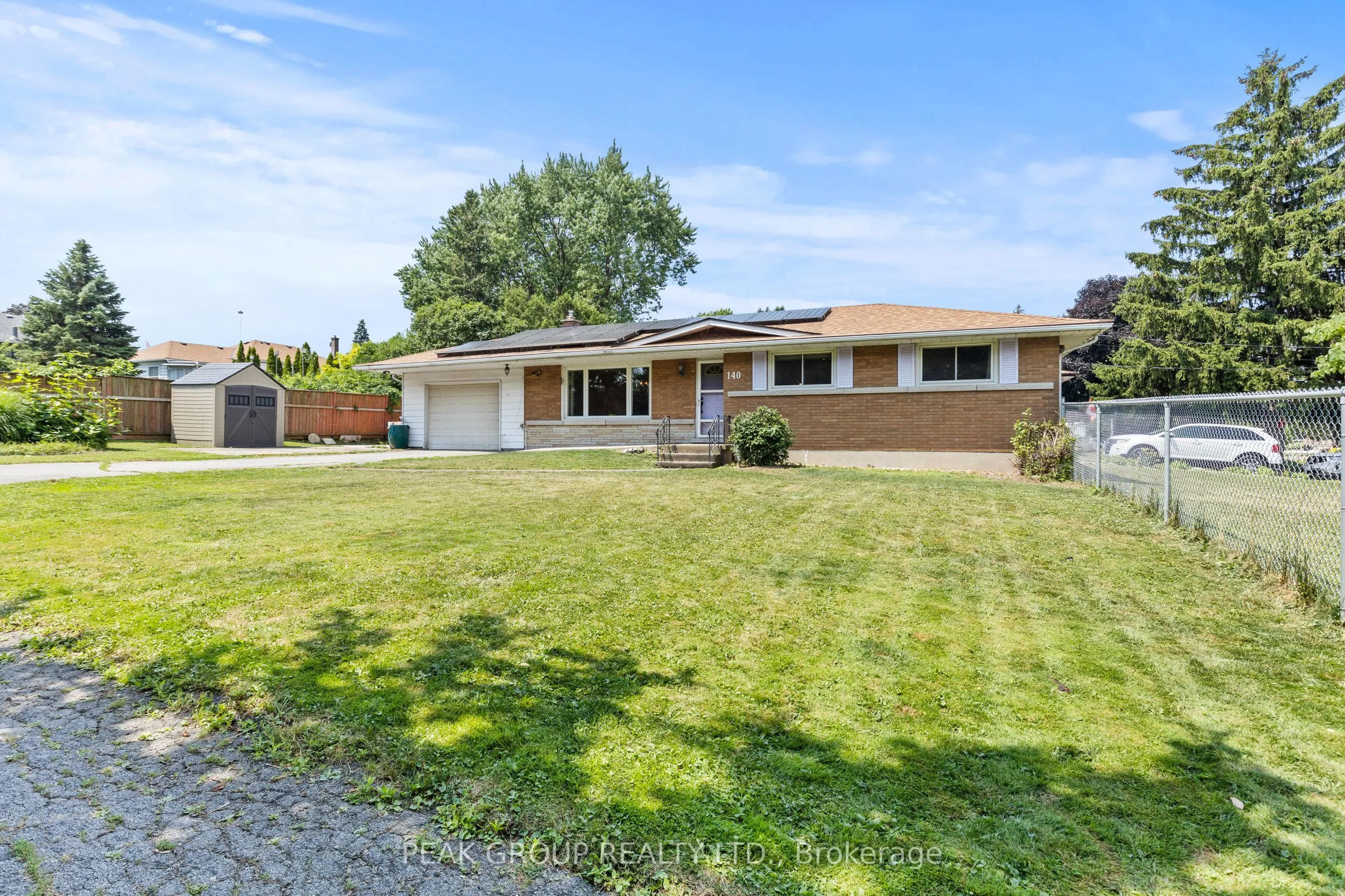 140 Champlain Drive, ON L2A 1Z8