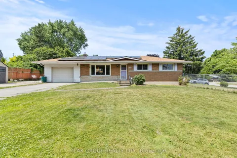 140 Champlain Drive, ON L2A 1Z8