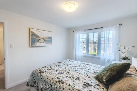 818 Cappamore Drive, ON K2J 6V6